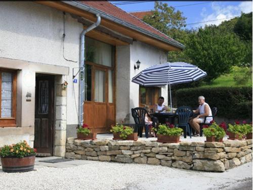 Gite Des 3 Hiboux Mondon Værelse billede
